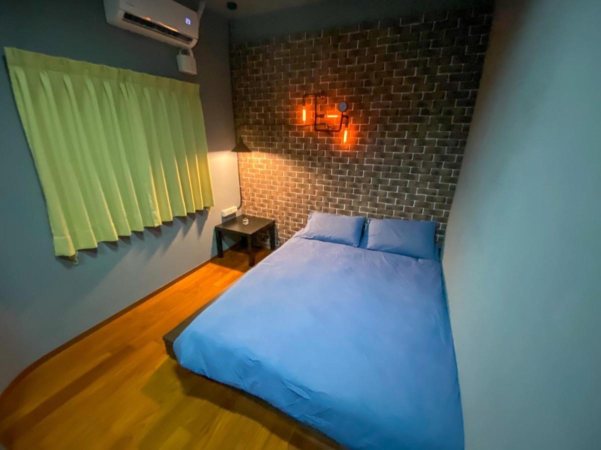 瑞芳旅人自助背包客棧ruifang Travelers Backpackers Inn- 不接受現金及刷卡 公共衛浴 需自備牙刷及毛巾 New Taipei City Esterno foto