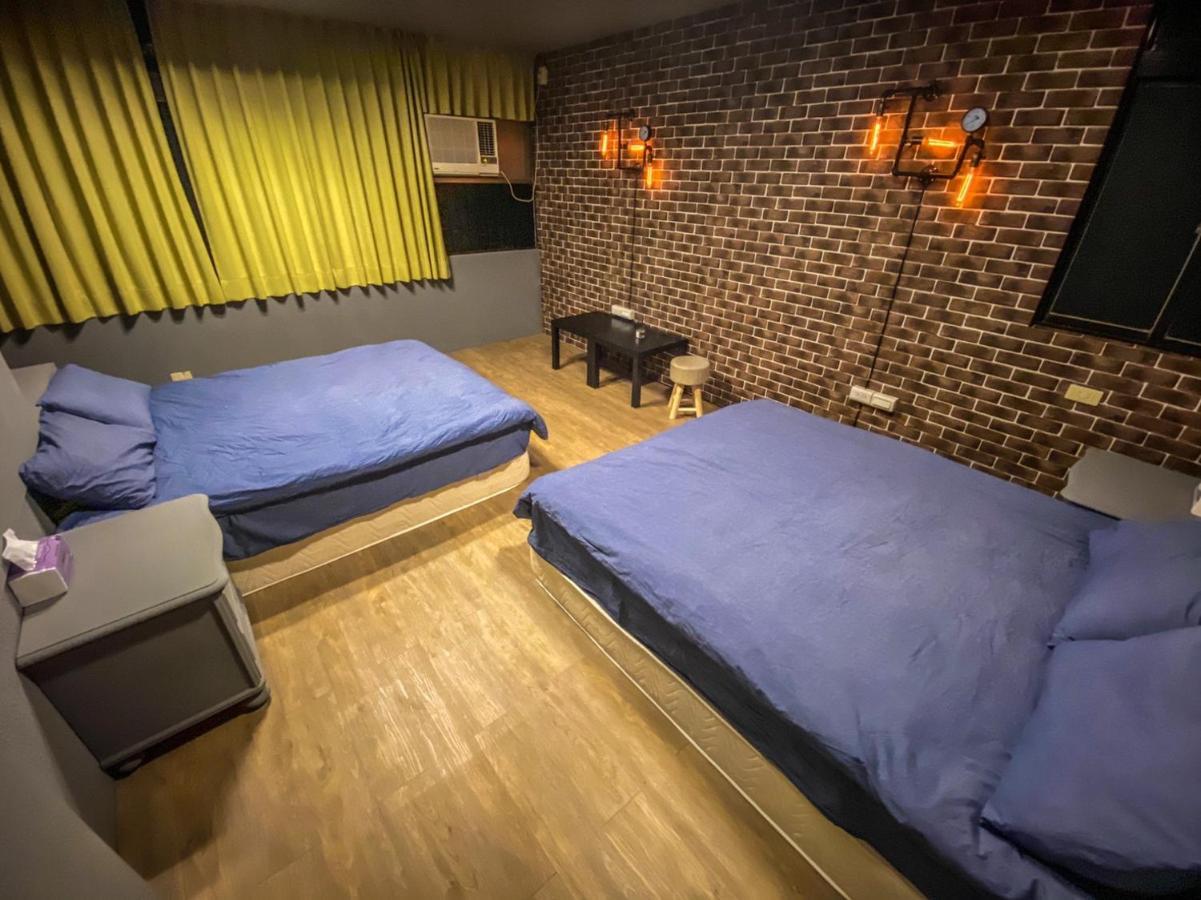 瑞芳旅人自助背包客棧ruifang Travelers Backpackers Inn- 不接受現金及刷卡 公共衛浴 需自備牙刷及毛巾 New Taipei City Esterno foto